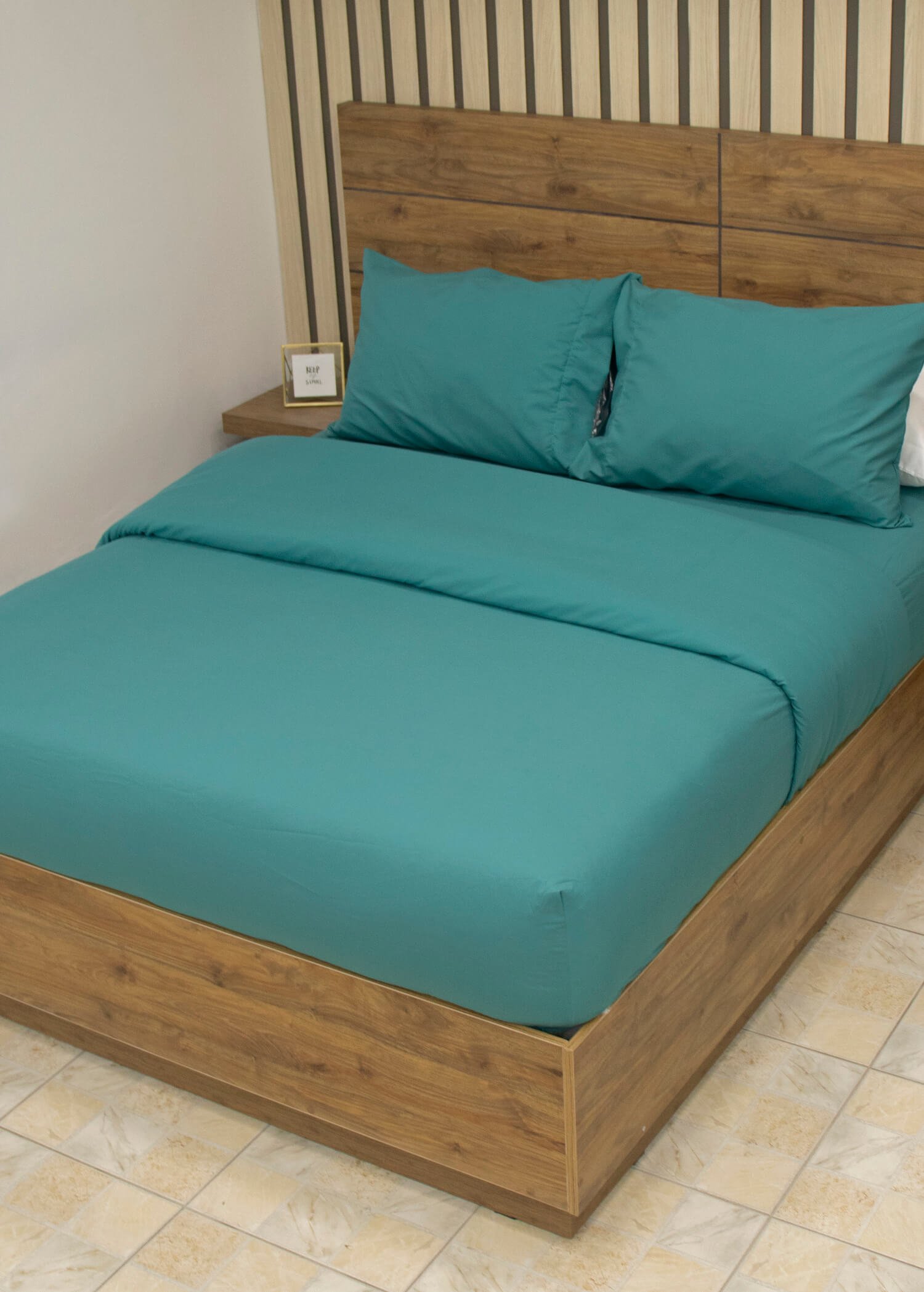 Sabana-axel-jade-2.jpg Sabana-axel-jade-2.jpg