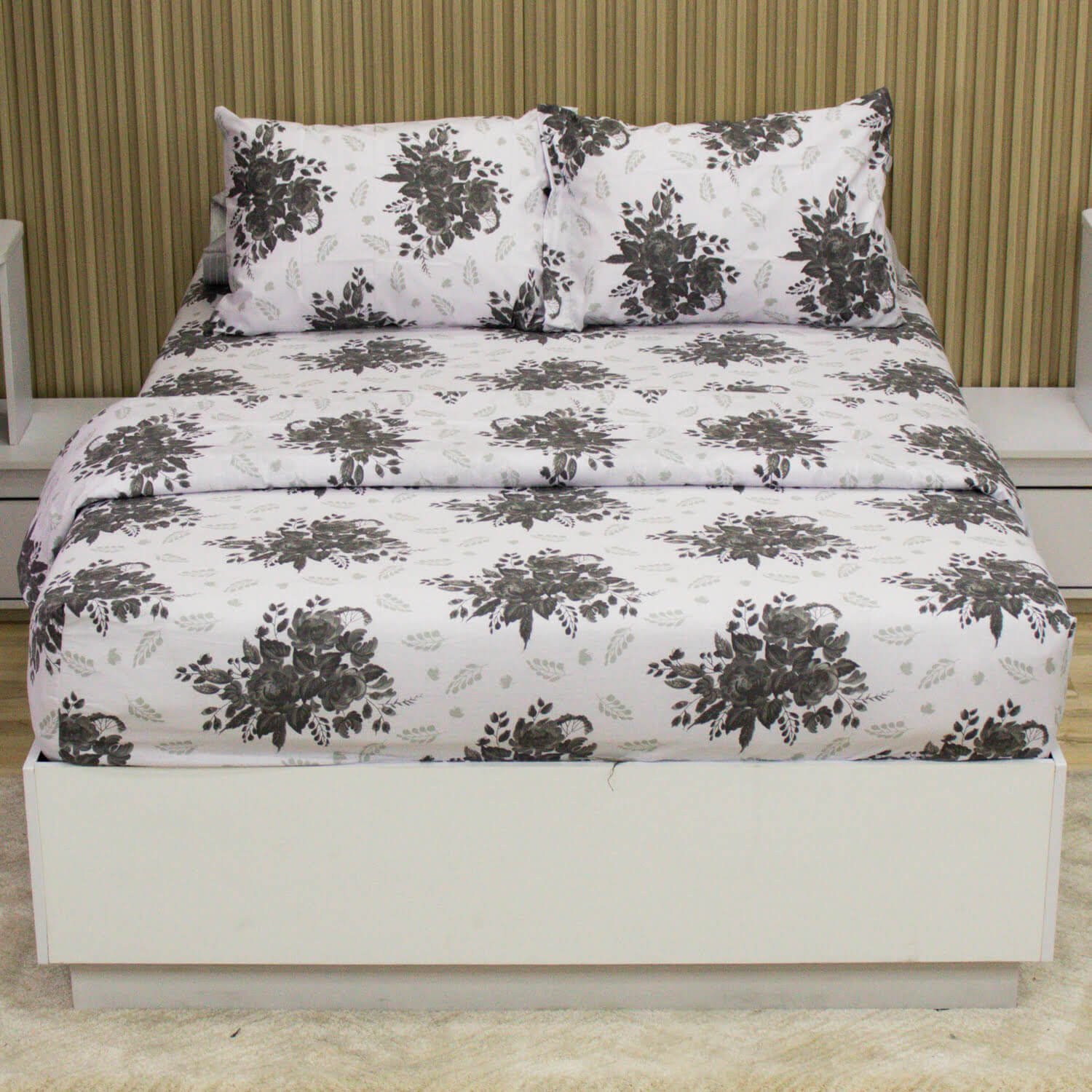 Sabana_black_rose_3 Sabana_black_rose_3