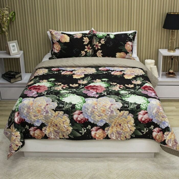 Sobrecama Becorat Floral Negra